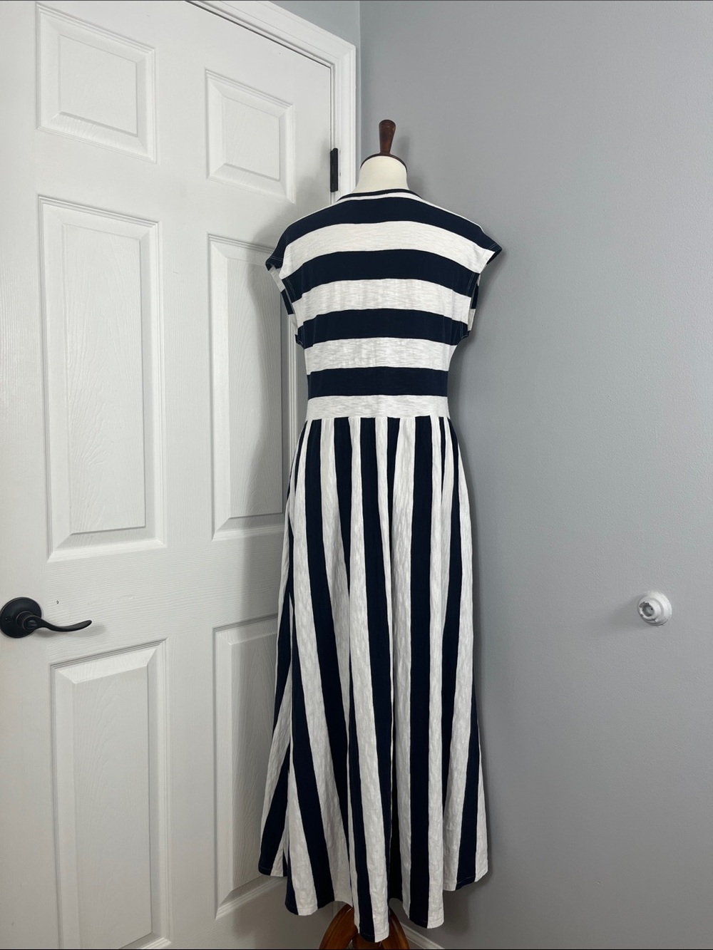 Boden Navy & White Striped Midi Dress - Picture 6 of 9